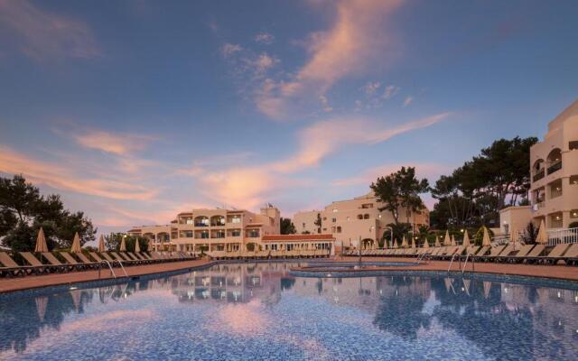 Invisa Hotel Club Cala Blanca