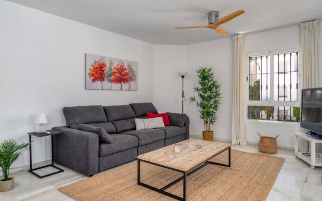 Top renovated penthouse in Los Naranjos