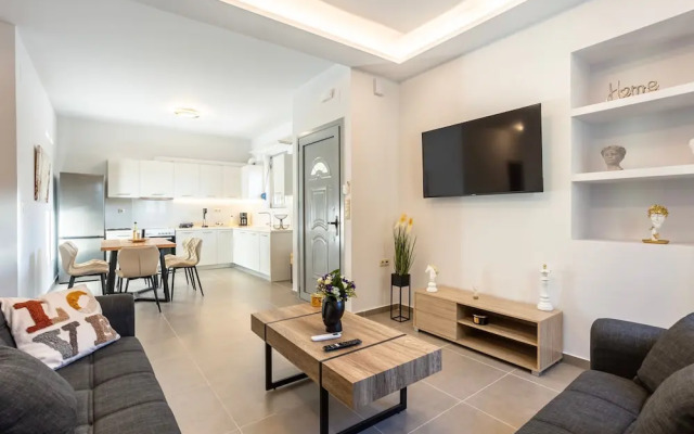 Filiatra Charming Urban Escape Your Cozy Retreat