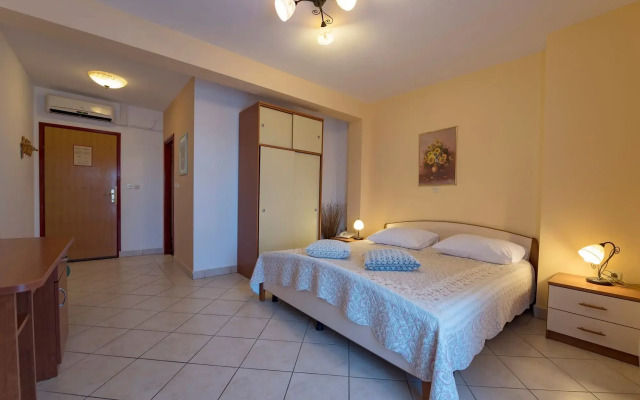 Hotel Aurora
