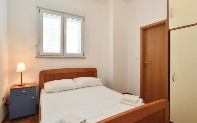 Beautiful Home in Trogir With Wifi and 6 Bedrooms