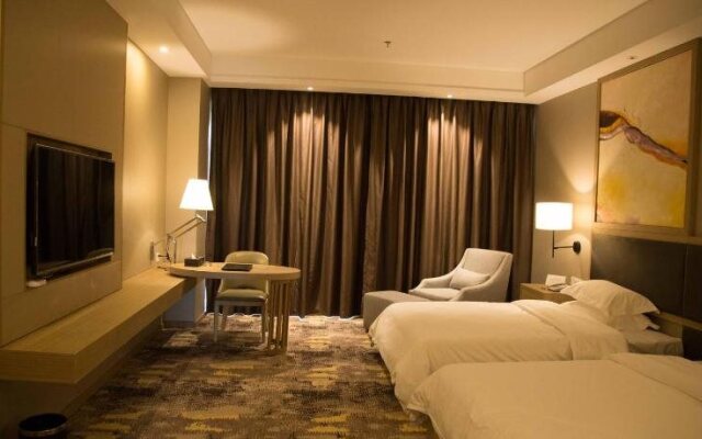 Lige Holiday Hotel