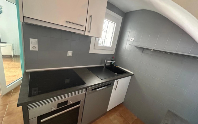 Charmante maisonnette avec piscine communautaire, idéale vacances familiales