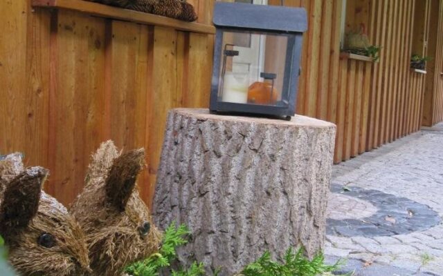 Urlaubspension 'Hohes Rott' und Apartmenthaus
