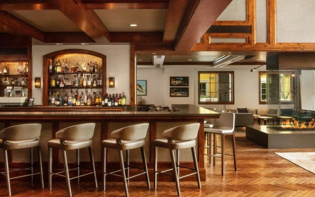 Platinum Vail Ritz-carlton 3 Bedroom Mountain Residence Just One Block From the Eagle Bahn Gondola