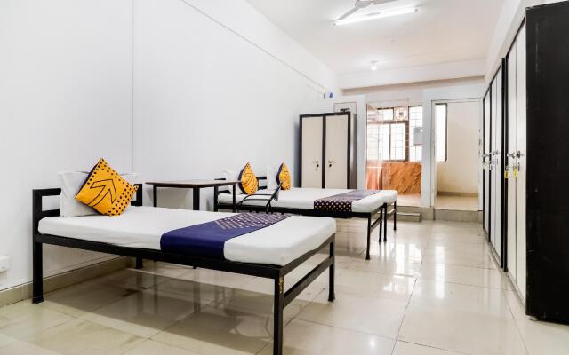 Raj Service Apartments by OYO Rooms