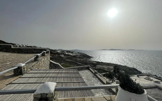 Amati Villa Cavo Dellos