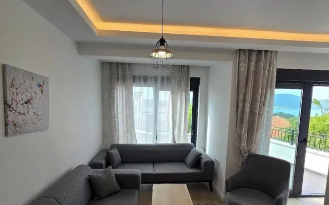 Tivat Terrace Suits