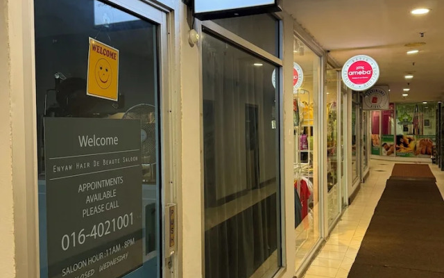 Rainbow Paradise Beach Resort by LWE