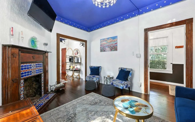 Periwinkle Perch - Home for 4