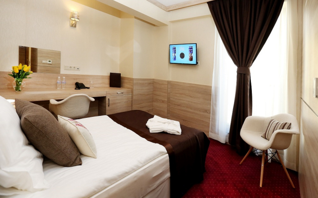 Coop Hotel
