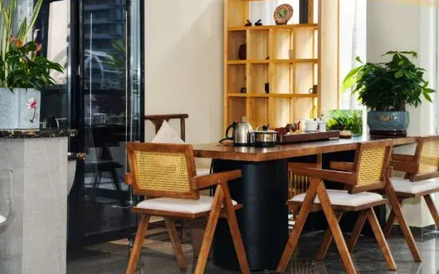 Clouds on Flower Room Designer Hotel