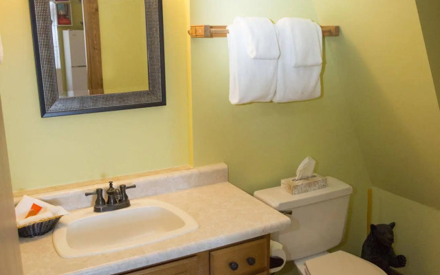 Pinnacles Suite Hotel