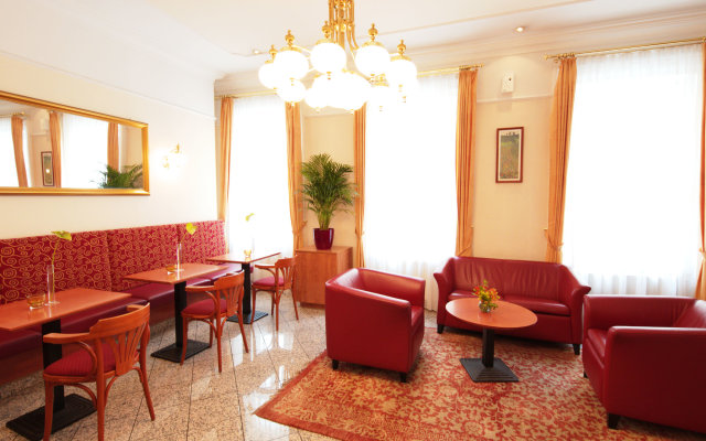 Hotel Drei Kronen Vienna City