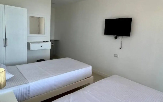 Lilly Rooms and Studios