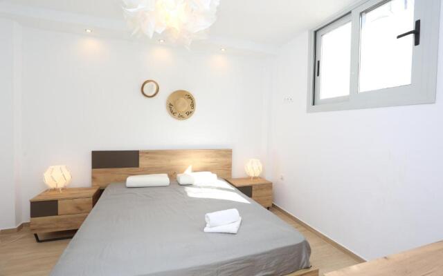Villa Douglas - Private Pool, BBQ, 4Bdrms, View