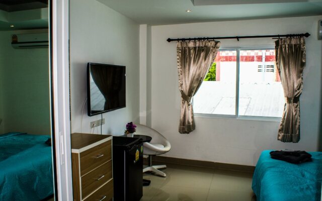 W-9 Hotel