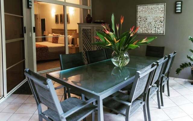 Oasis 4 at Palm Cove