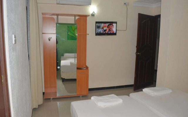Saasha City Hotel