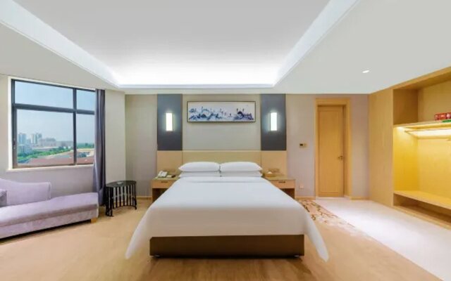 Vienna Hotel Guangdong Zhongshan Xiaolan High-Speed Railway Station