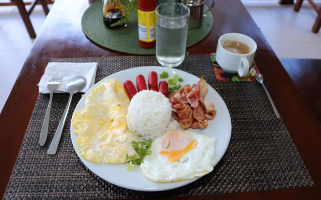 D's Ocean View Beach Resort