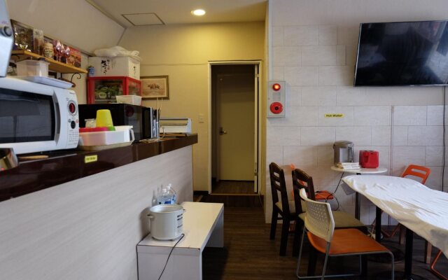 Sophiearth Hostel & Apartments
