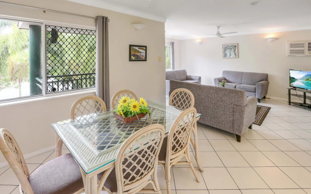 Koala Court Holiday Apartments