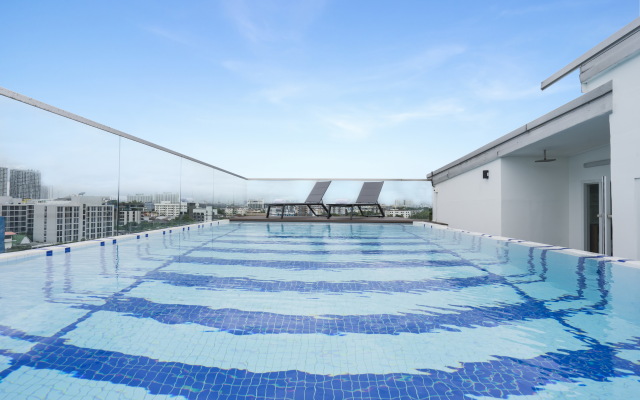 Hotel Amber Sukhumvit 85