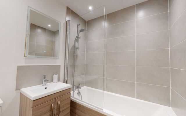 Bridge Apartments by Karah Suites