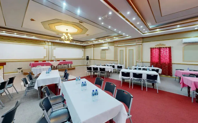 Regency Suites Hotel