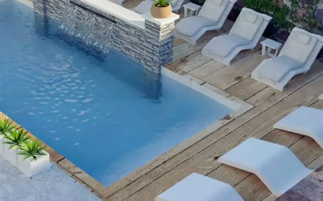 Hotel Eagle