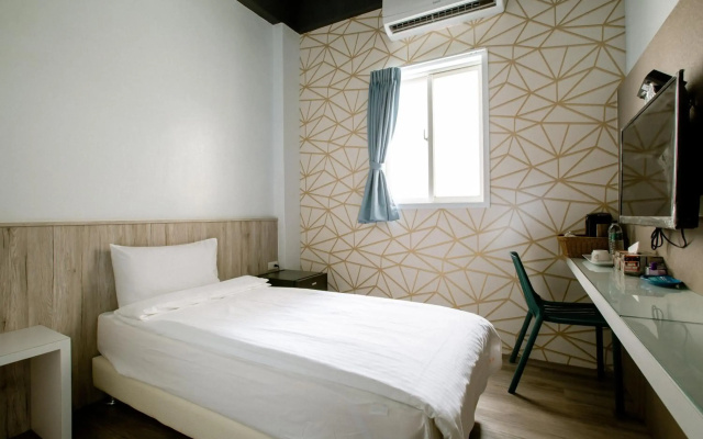 Starrywhale hostel