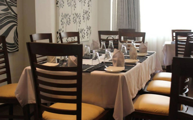Port View City Hotel
