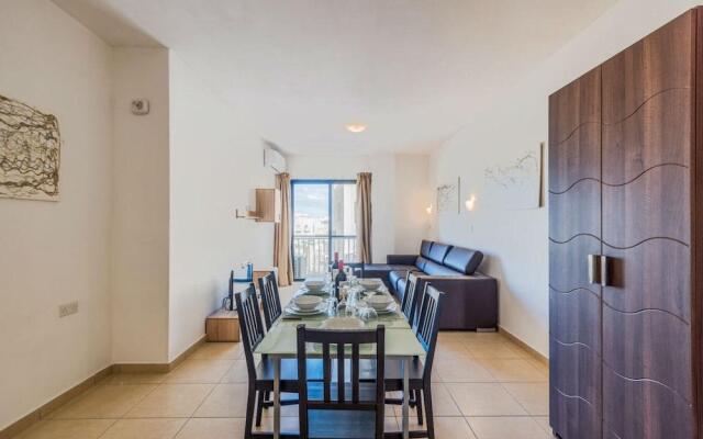 GetawaysMalta - SeaShells Apartment 11 with Terrace and Sea Views in Bugibba