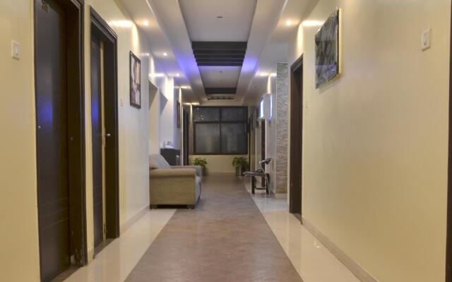 Hotel Rahul