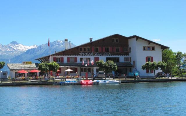 Hotel du Lac