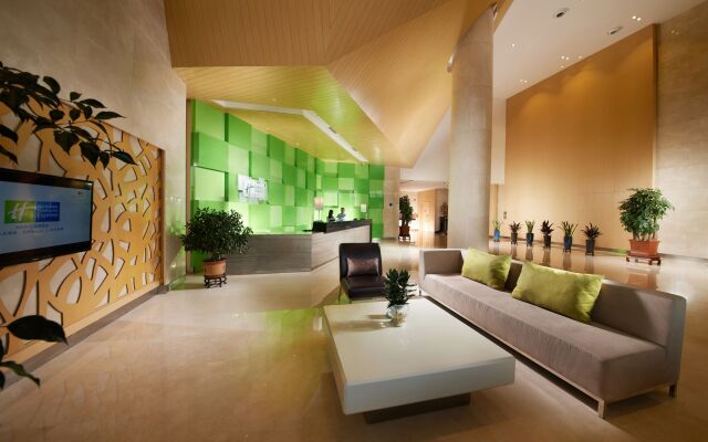 Holiday Inn Express Zhengzhou Airport by IHG