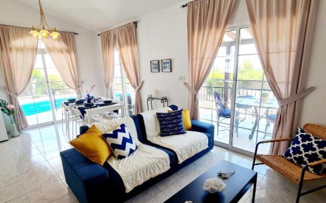 Villa Elysium, 3 bedrooms, pool, sea view & wifi