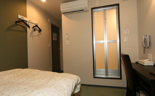 Yokohama Town Hotel