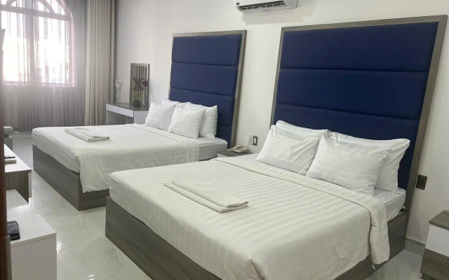 White Diamond Hotel