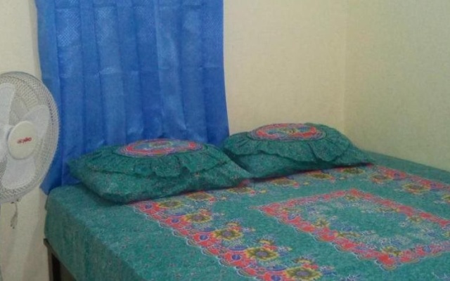 Rumah Charsy Homestay – Guest Rooms – Sungailiat