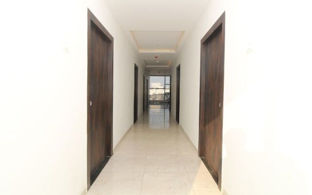 Oyo 35362 My Place S R Nagar