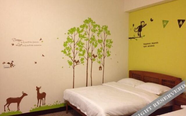 Pengyuege Guesthouse