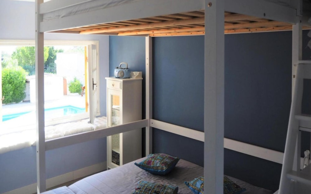 Terraced House Saintes-maries Near Beaches