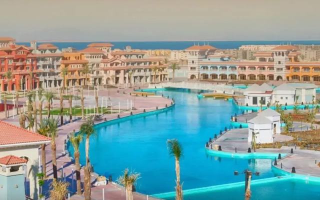 Porto Sharm with Garden