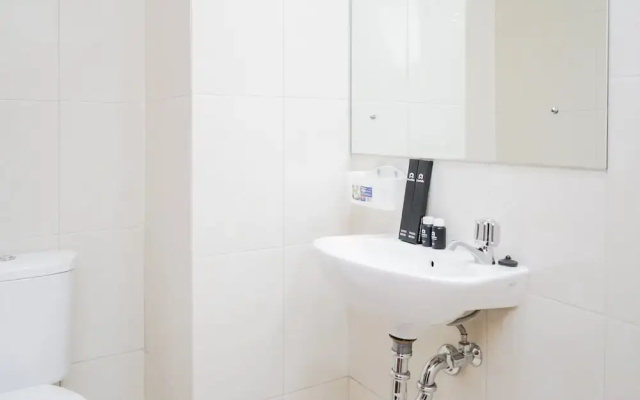 Comfortable 1BR Apartment at Vittoria Residence