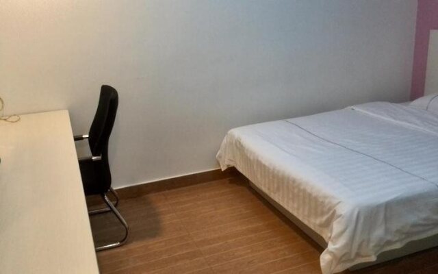 e Home Hotel Nanzhou Railway Staion