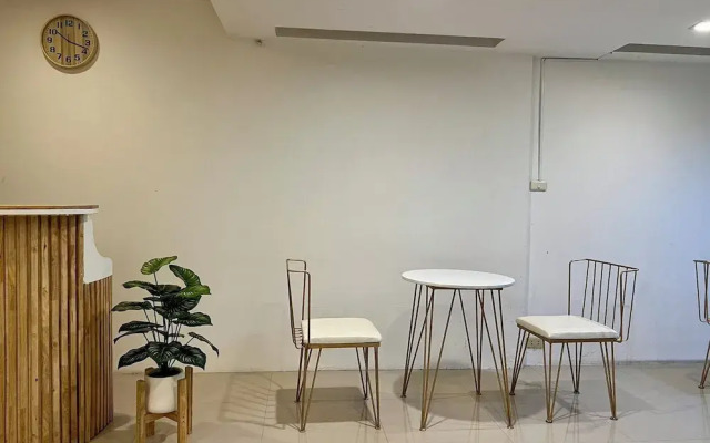 Comfy Crib Hostel 2