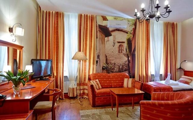 Wenecki Hotel