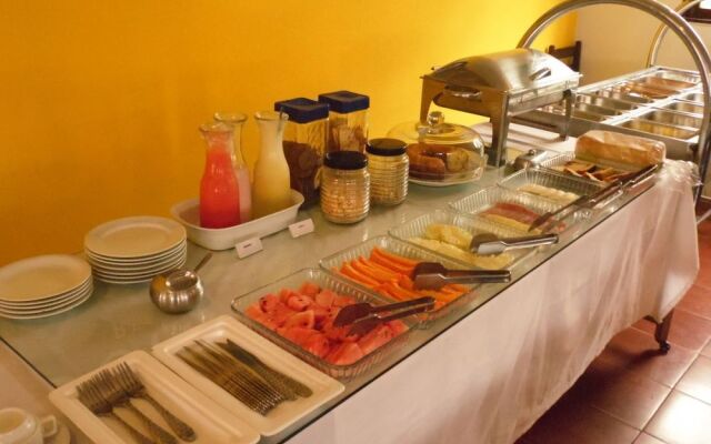 Center Plaza Prime Hotel